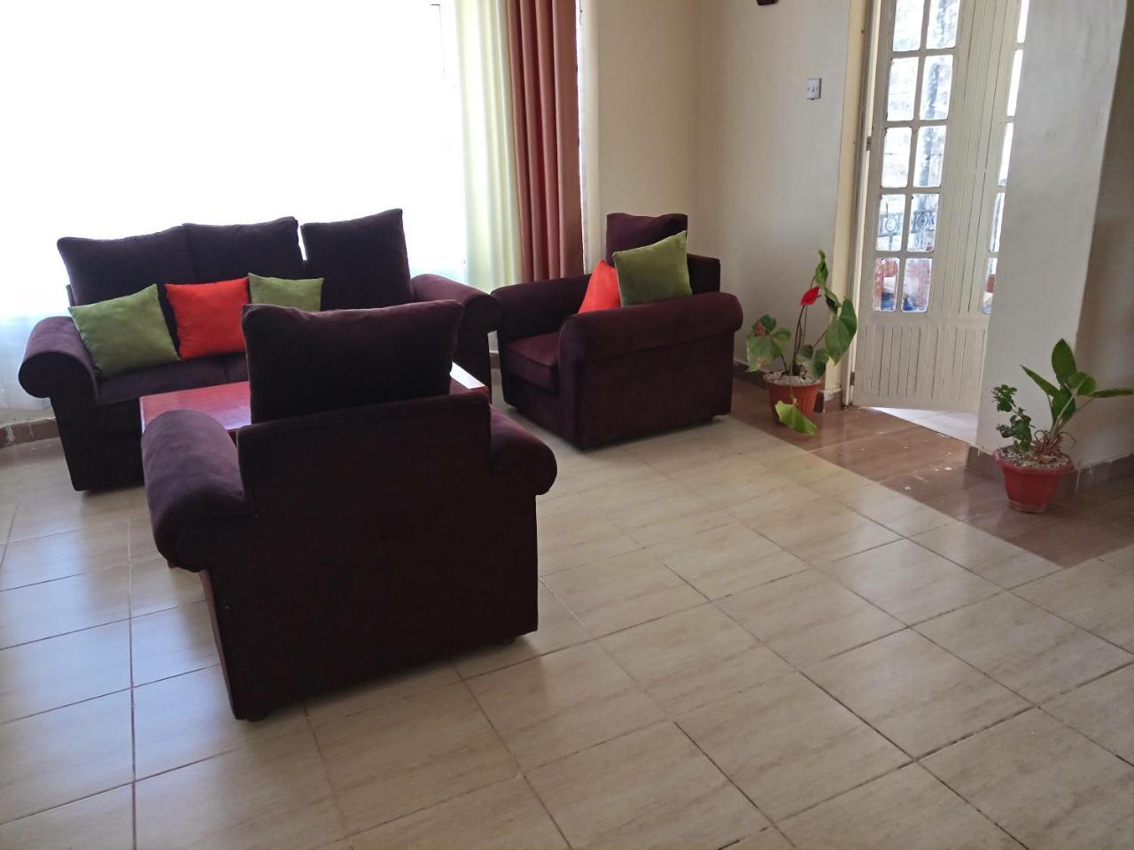 Mlolongo Terminal Homestay מראה חיצוני תמונה